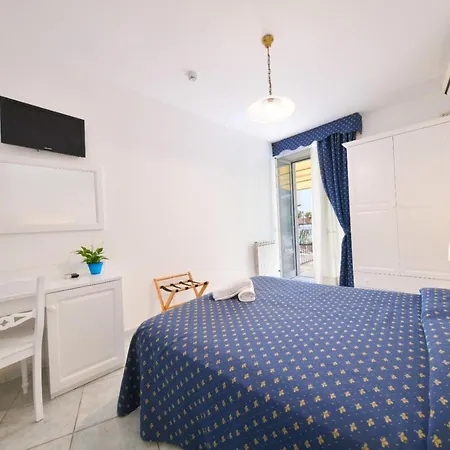 Hotel Noris