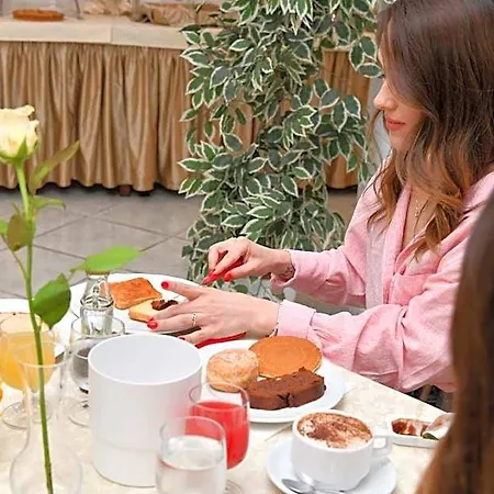 Hotel Noris