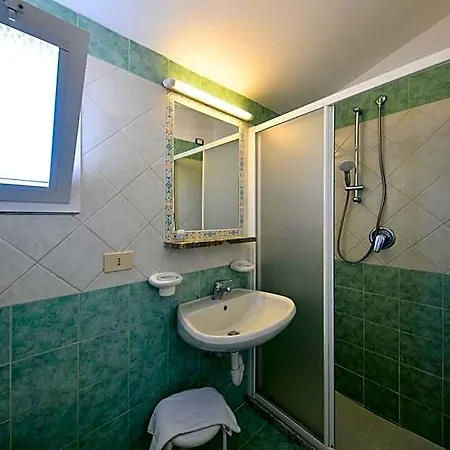 Noris Hotel 3*